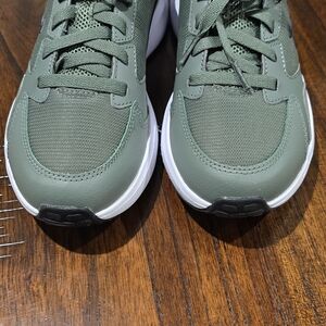 Under Armour Green Athletic Shoes